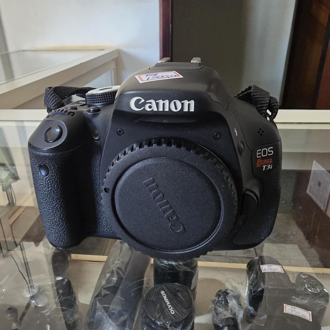 Canon t3i somente o corpo