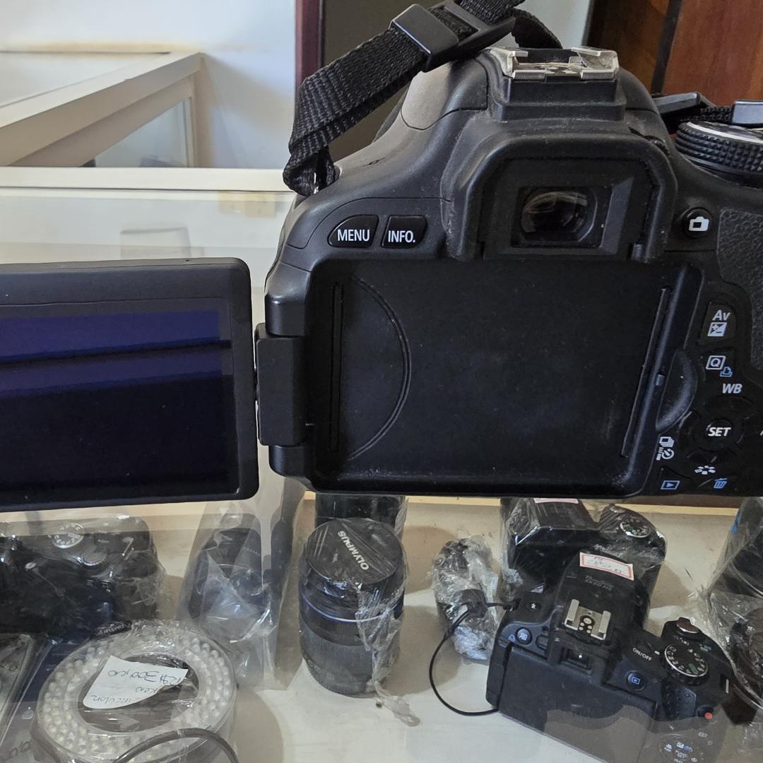 Canon t3i somente o corpo